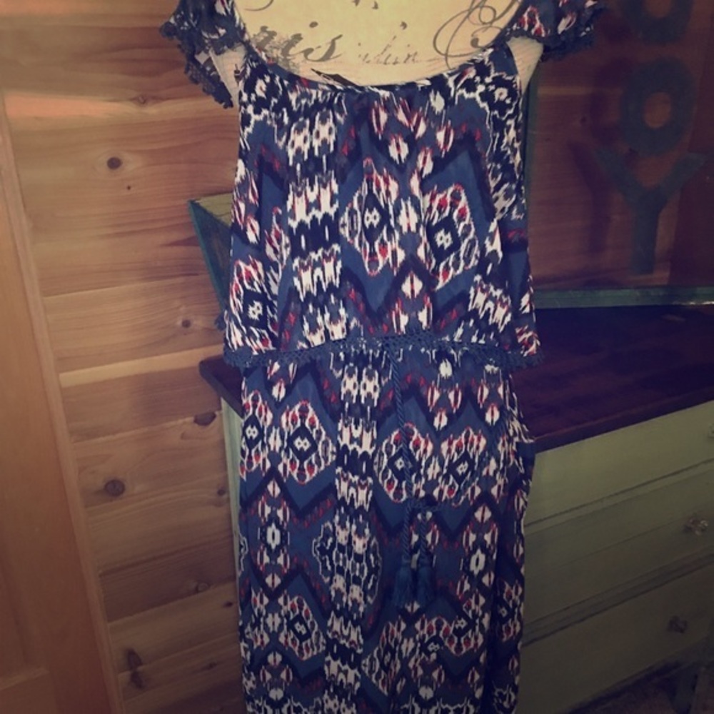 NWT Sequin Hearts ♥️ Print Maxi Dress Small